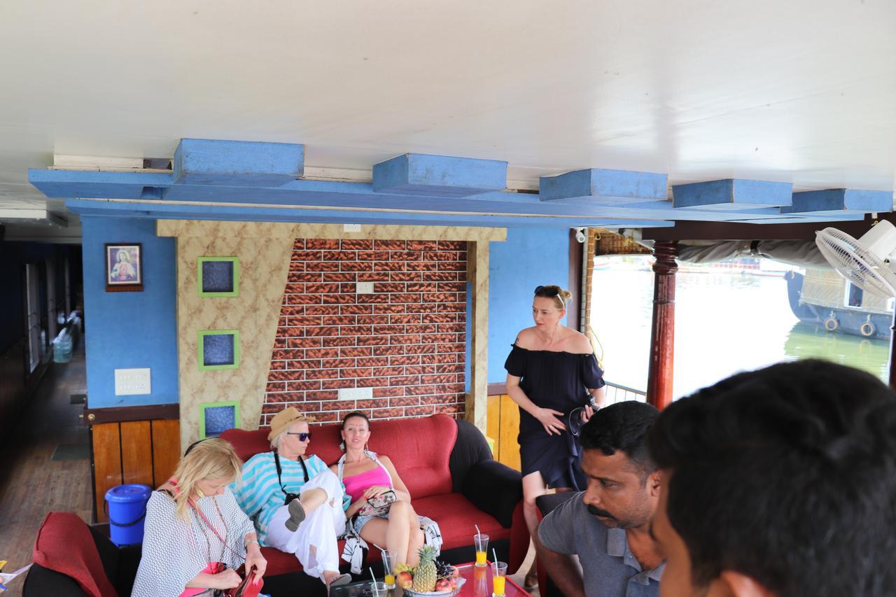 Friends Cruise, Nightstay Houseboat Alappuzha Exterior photo