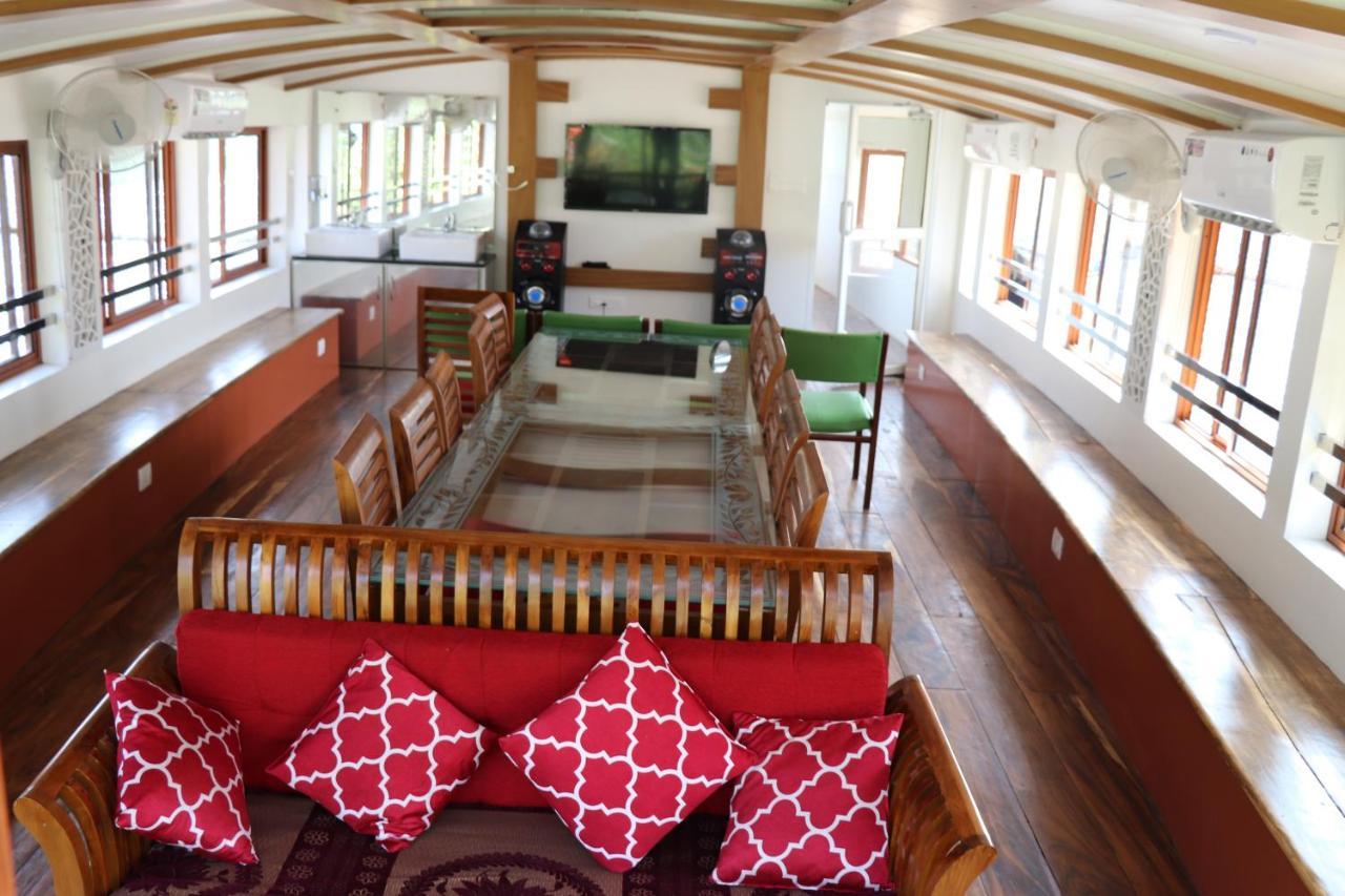Friends Cruise, Nightstay Houseboat Alappuzha Exterior photo